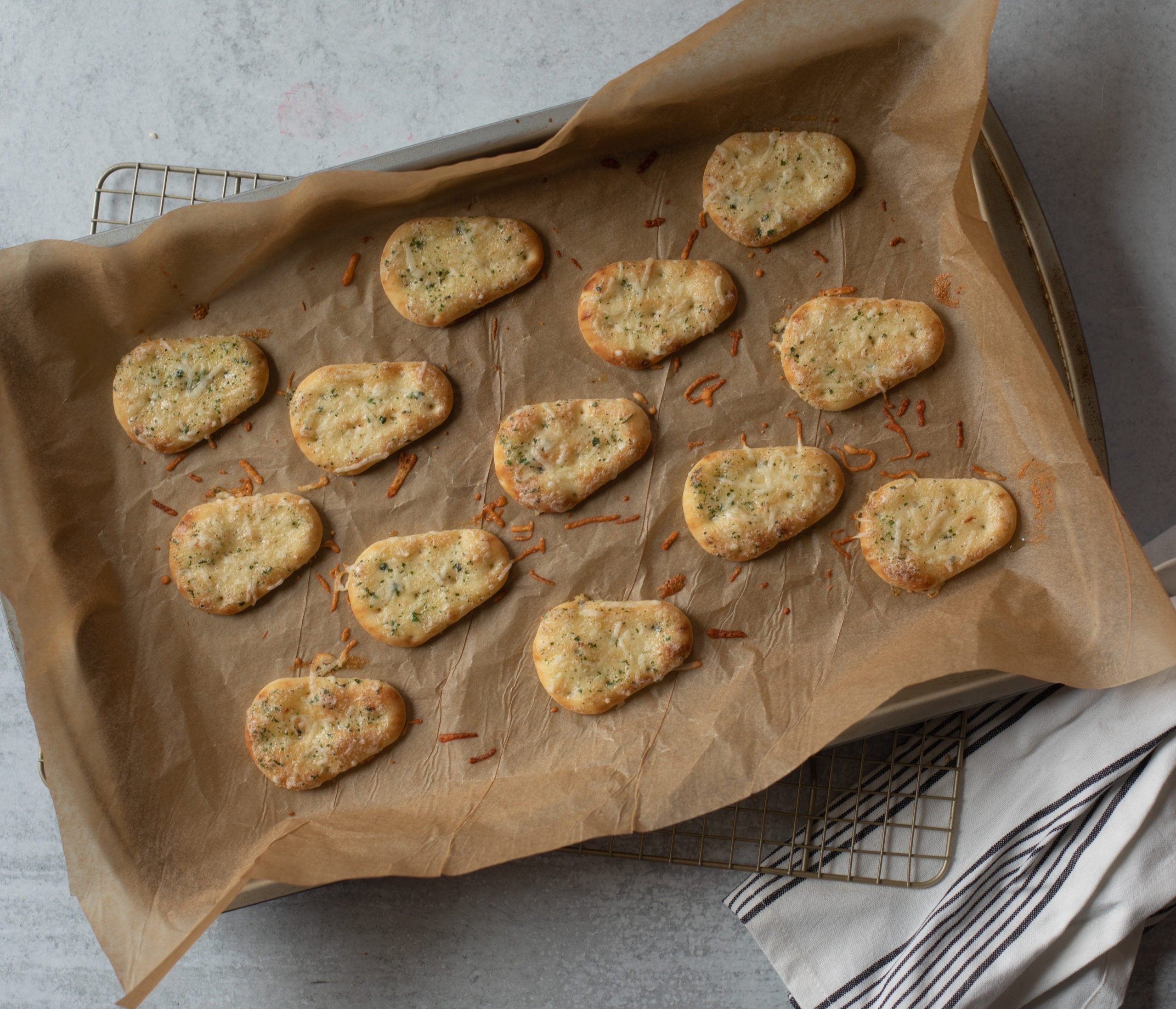 Buttery Parmesan Ranch Baked Naan Dippers®