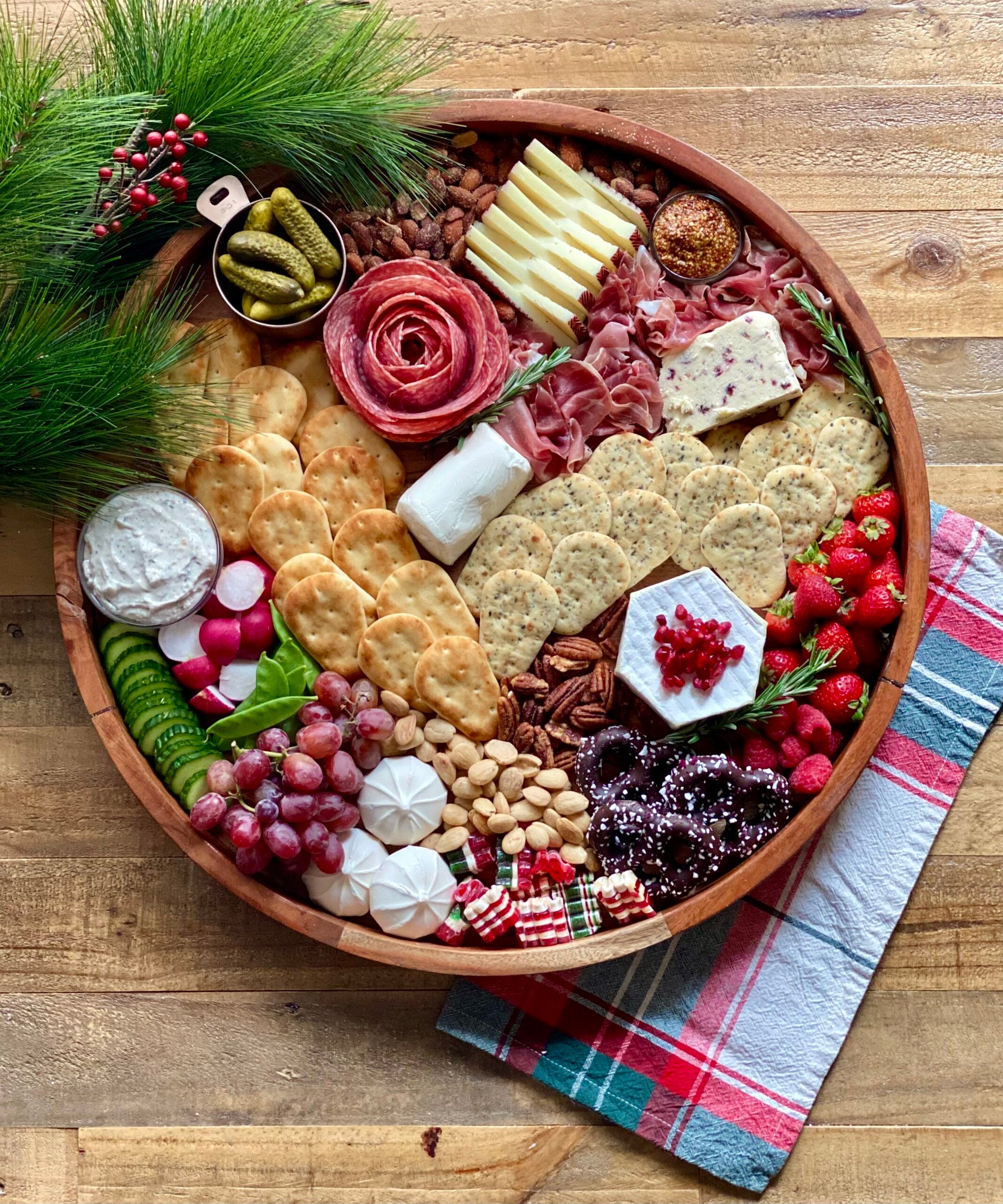 Holiday Charcuterie Board with Stonefire Naan Dippers