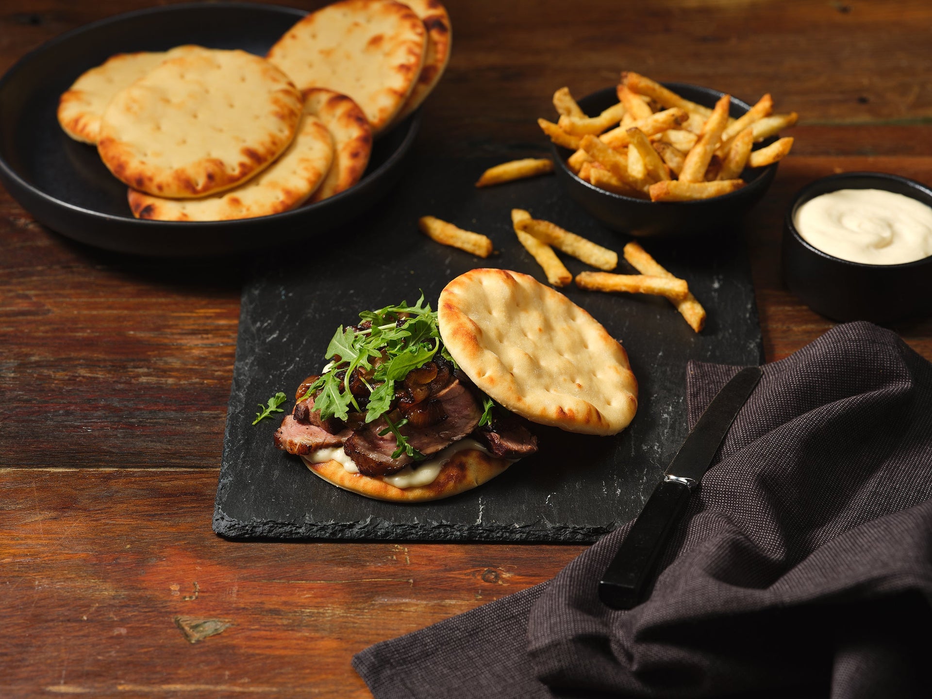 Steakhouse Naan Rounds Sandwich with Caramelized Onions & Garlic Aioli