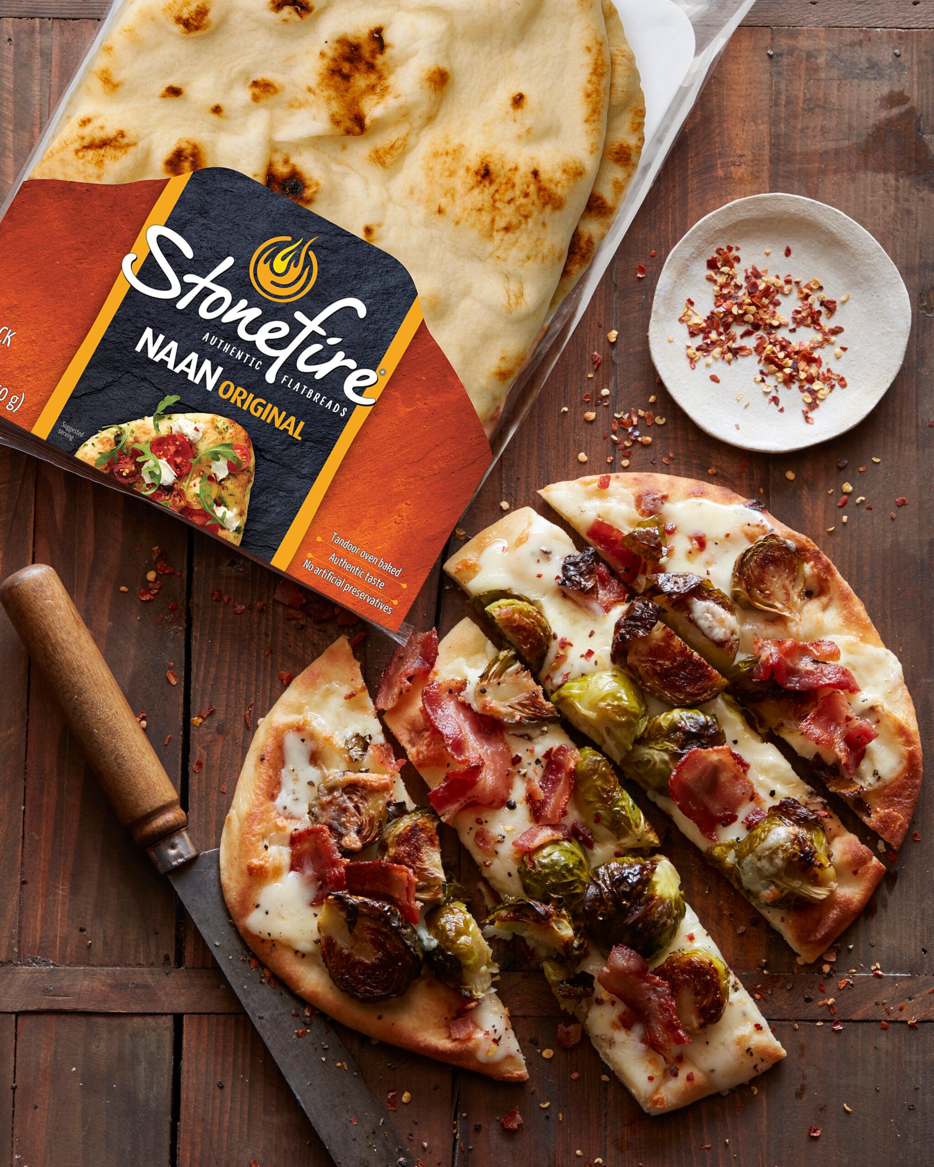How to Host the Ultimate Flatbread Friday Party with Stonefire® Naan