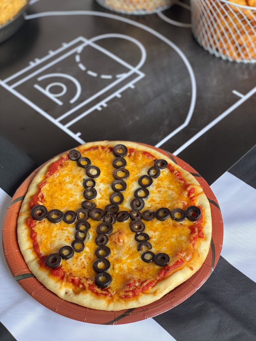 March Madness Basketball Pizza