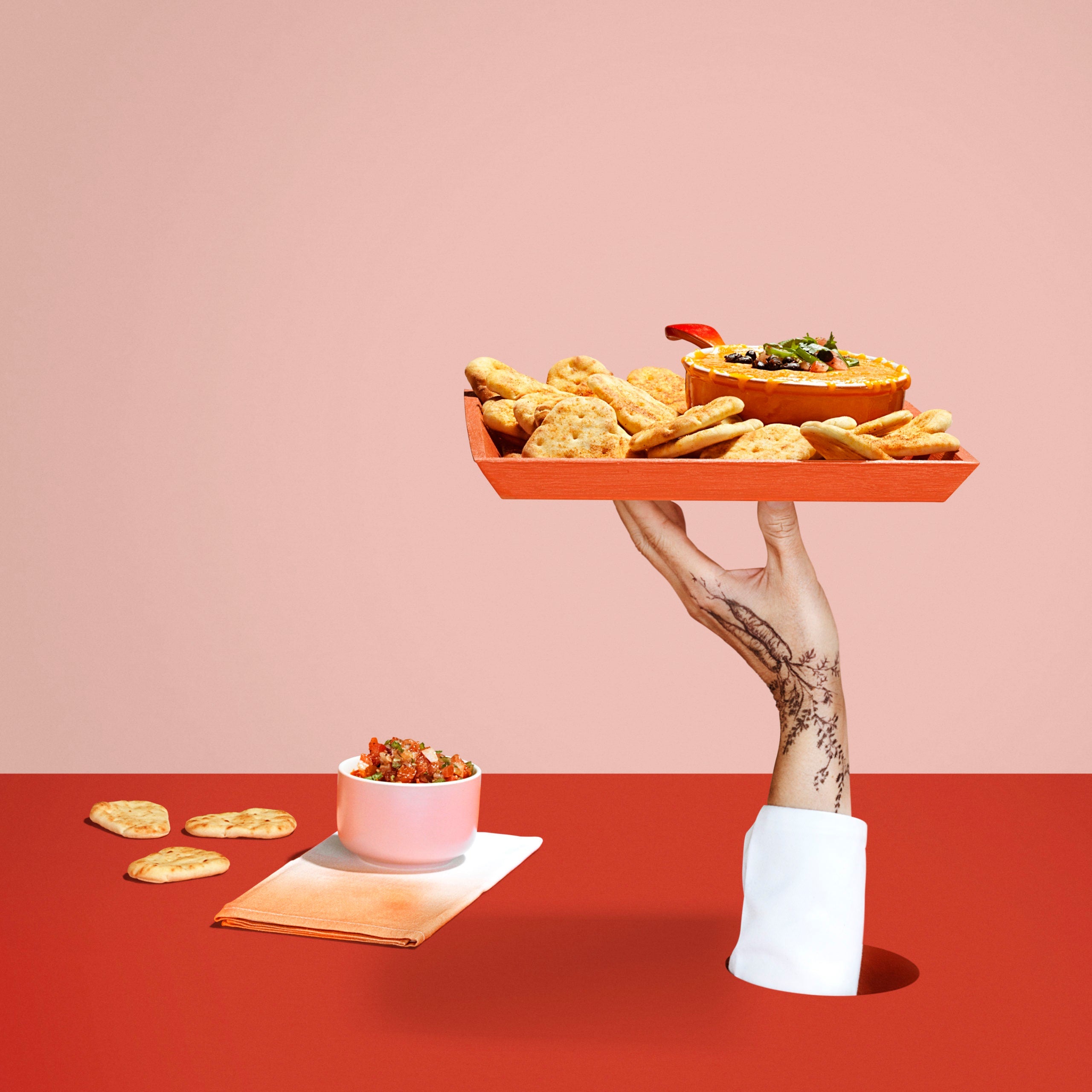 Queso Dip with Seasoned Naan Dippers®